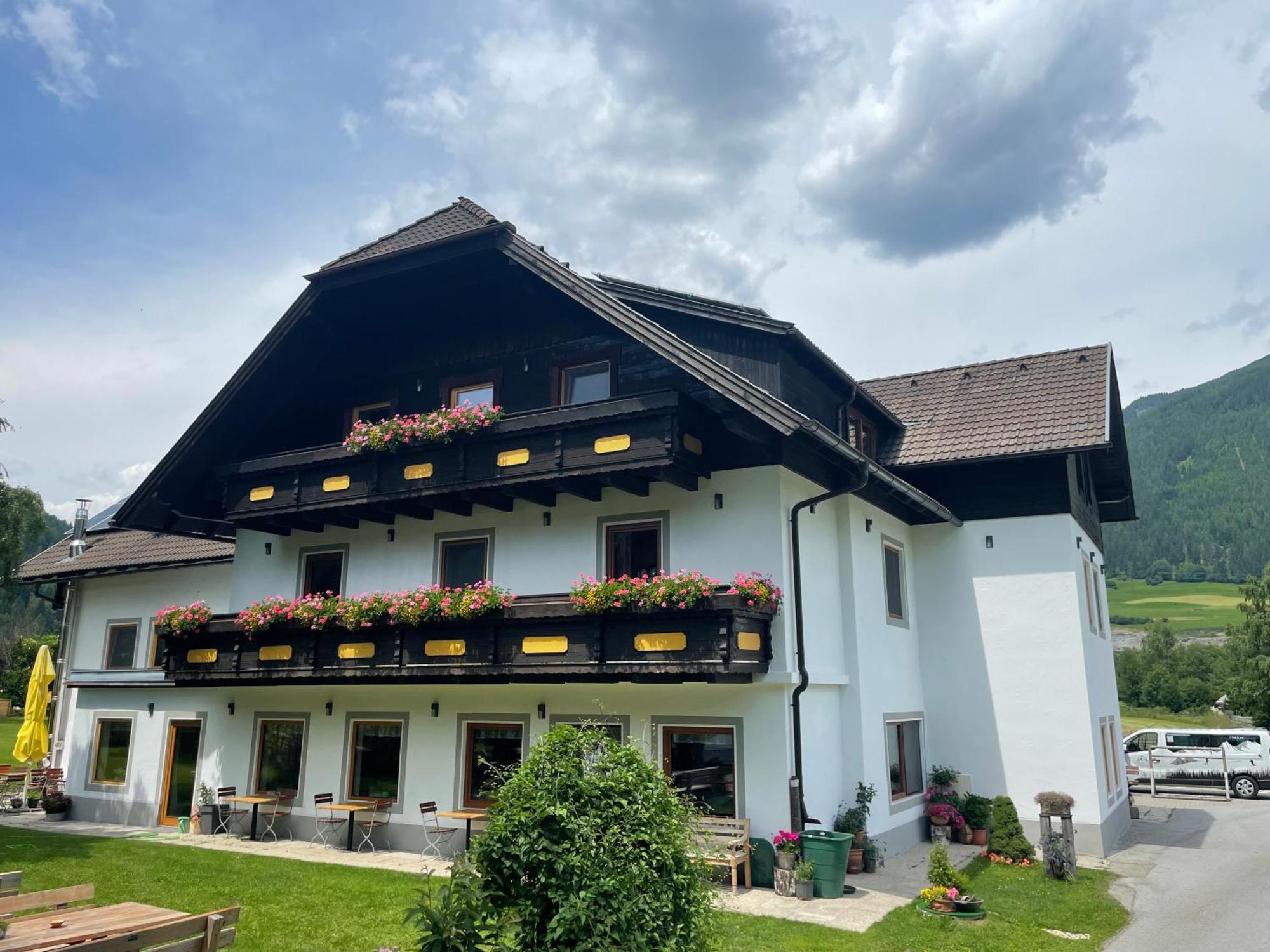Landhaus Lungau ซังคท์มิคาอิลอิมลุงเกา ภายนอก รูปภาพ