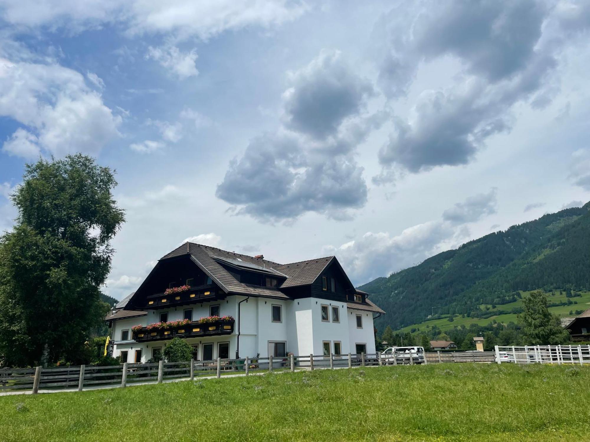 Landhaus Lungau ซังคท์มิคาอิลอิมลุงเกา ภายนอก รูปภาพ